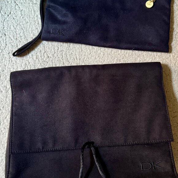 DKNY Black Makeup Pouch + internal separate mini pouch - Picture 3 of 13